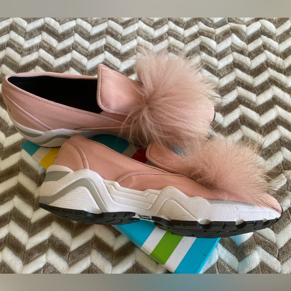 Suecomma Bonnie SCB Sneakers Womens Ortholite Pink Fur Accent Shoes Sz 8…
